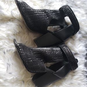Schutz ankle boots